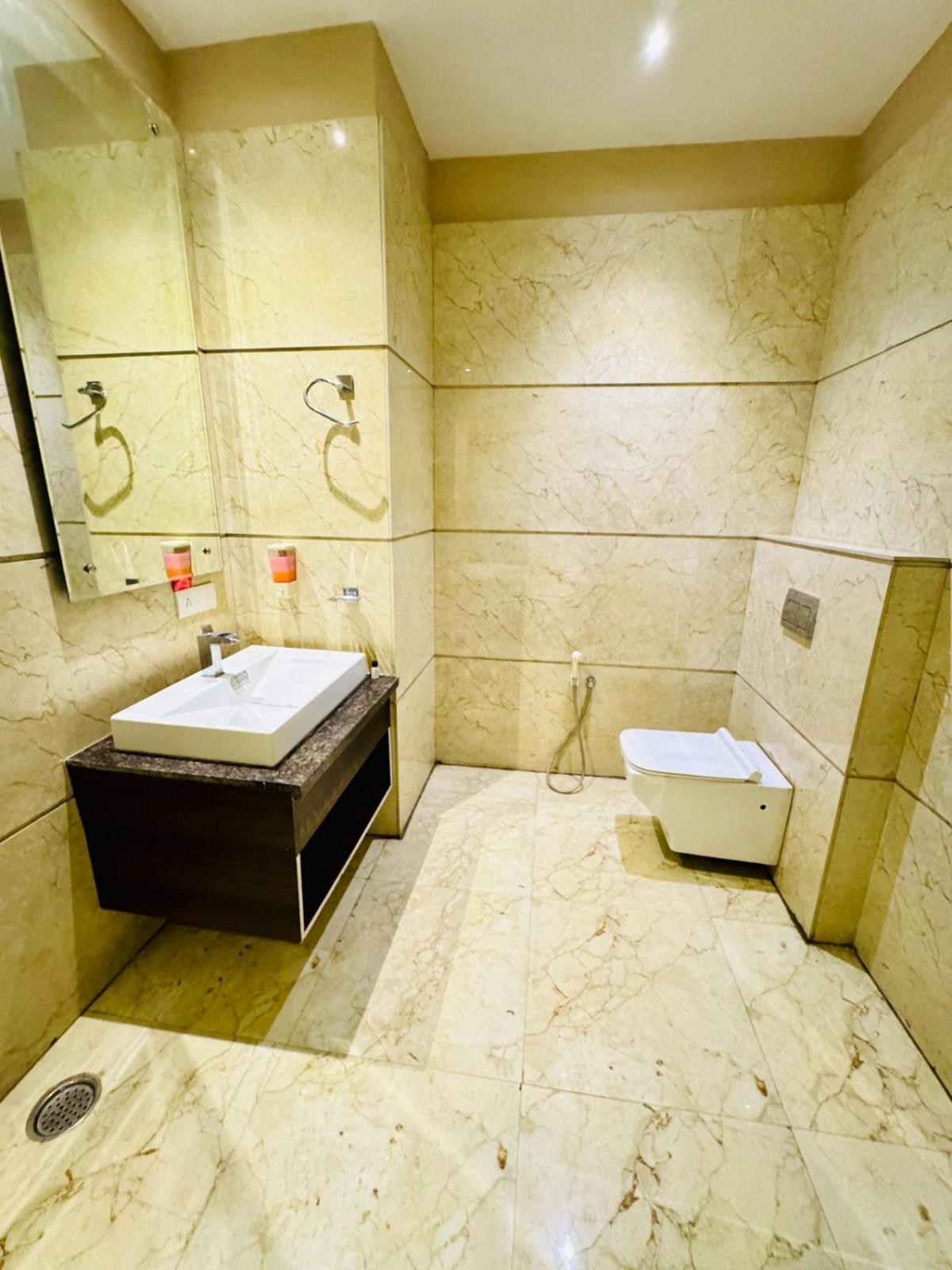 The Pearl Hotel Sirsa מראה חיצוני תמונה